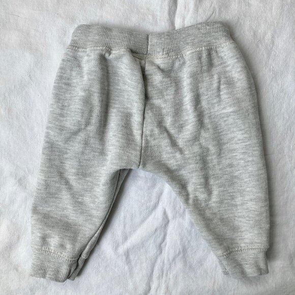 🪴5/$30 Zara 6-9 Months baby Grey Sweatpants Pants Bottoms - Picture 3 of 4